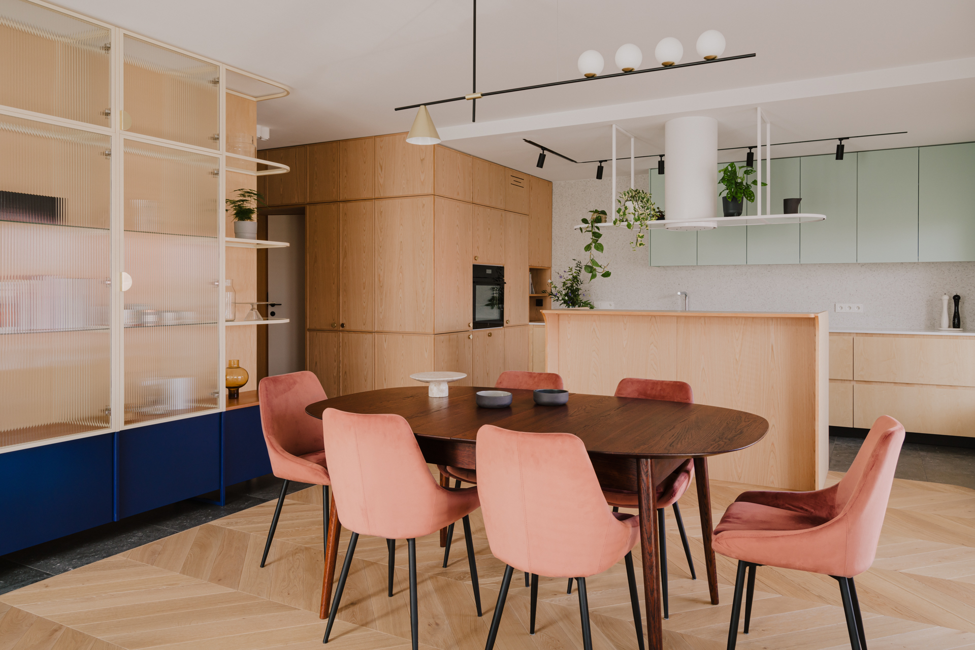 ZASOBY STUDIO — Subtle forms and colors – apartment in Wrocław