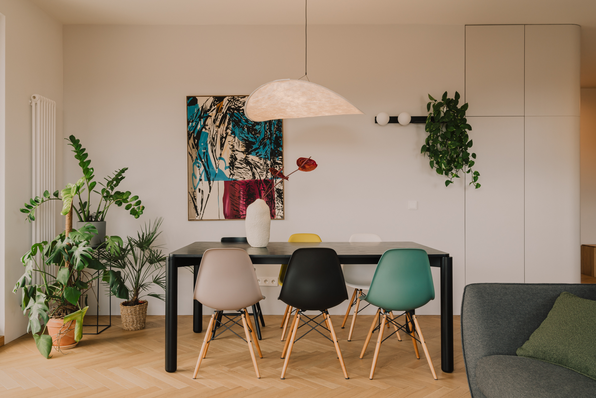 ZASOBY STUDIO — Spacious and bright apartment in Gdańsk