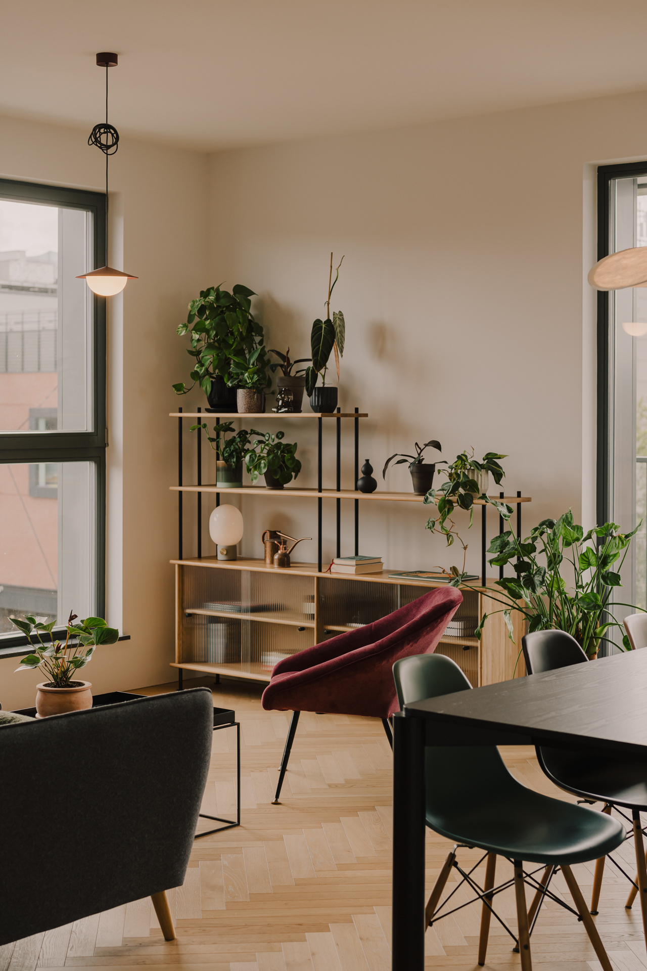 ZASOBY STUDIO — Spacious and bright apartment in Gdańsk