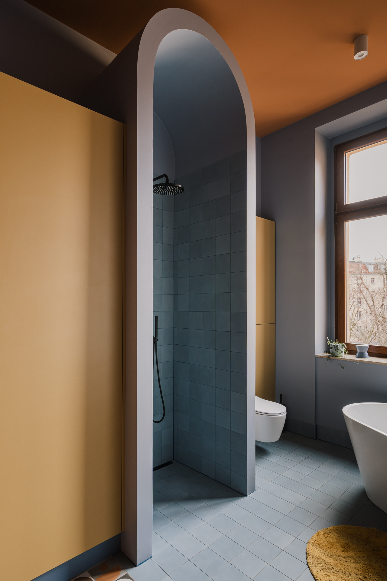 ZASOBY STUDIO — Colorful interior with a vintage touch – apartment in ...