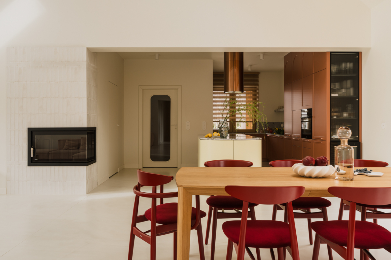 ZASOBY STUDIO — Playing with colors – a house in Kamień